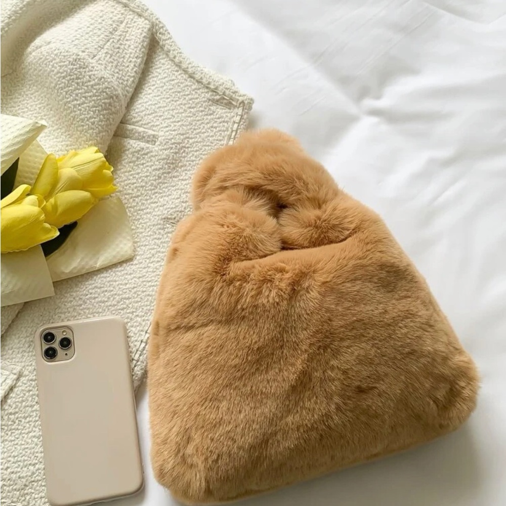 Minimalist Fluffy Satchel Bag